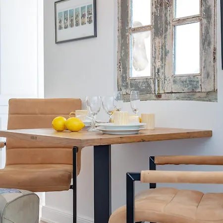 Suite-1 * Busum
